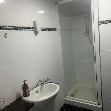 Kro The White Lion *